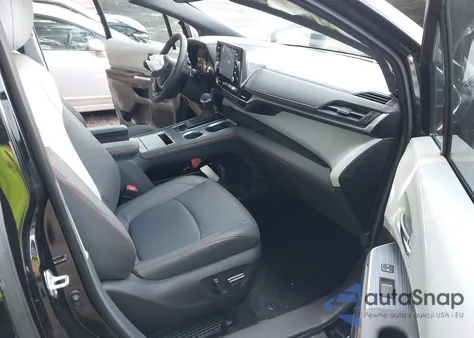 2024 Toyota Sienna Xse z USA, uszkodzony, nr VIN 5TDXRKEC7RS204551